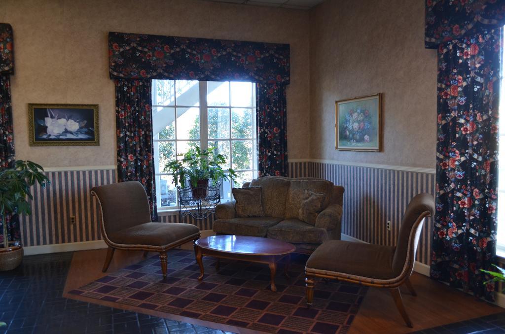 Travel Inn Homewood Bagian luar foto