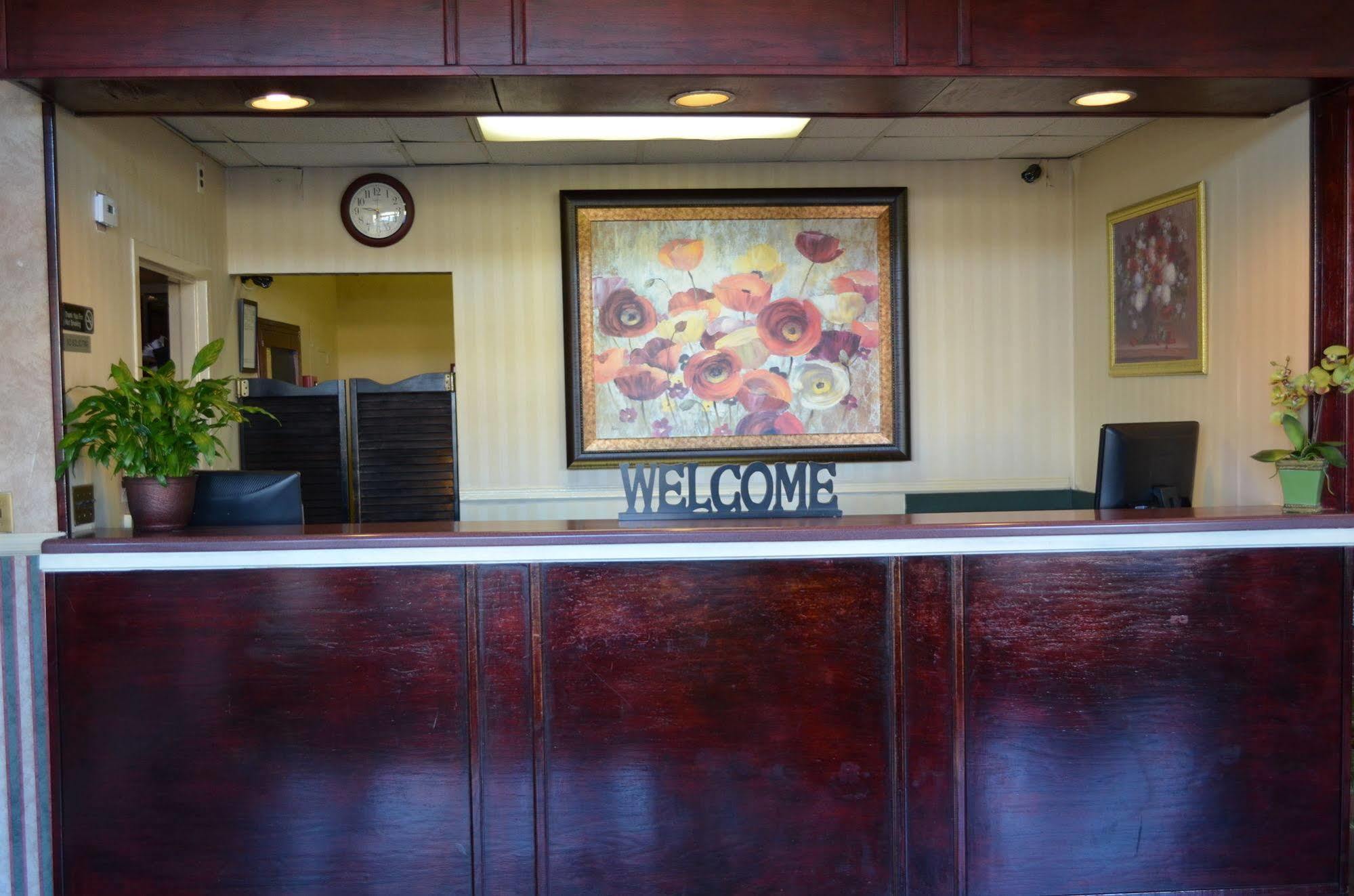 Travel Inn Homewood Bagian luar foto